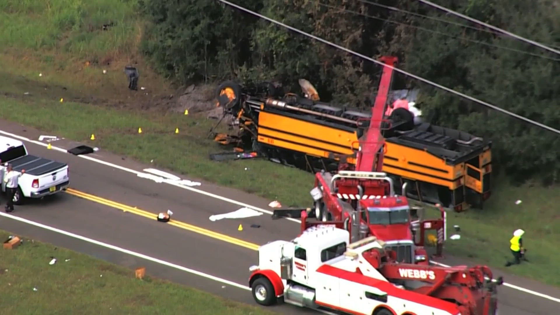 Bus Example School bus crash kills 2 in Florida | wbir.com