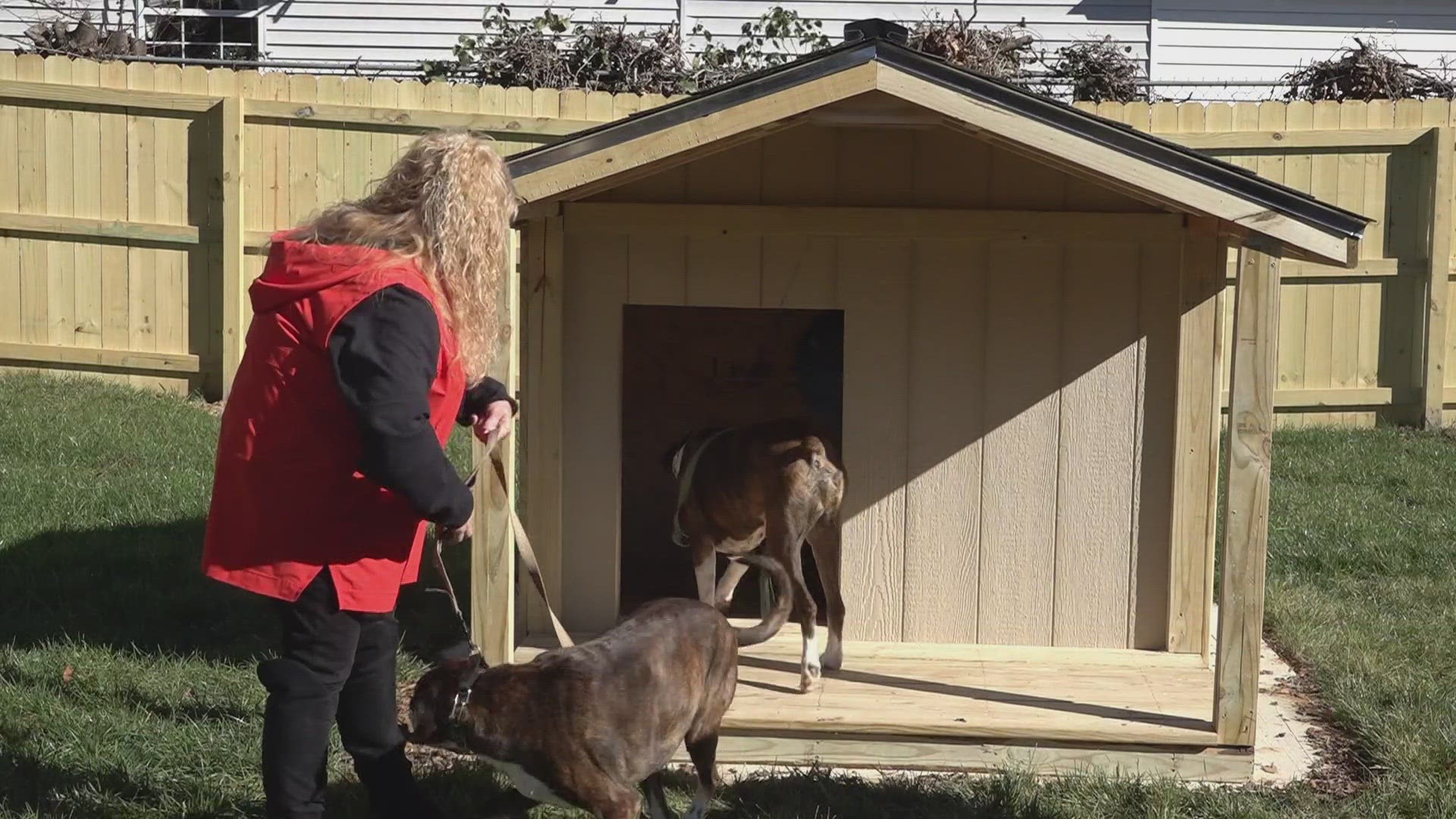 A junior high shop class in Maryville is trying to help a teaching assistant rebuild after her home burned down in March.