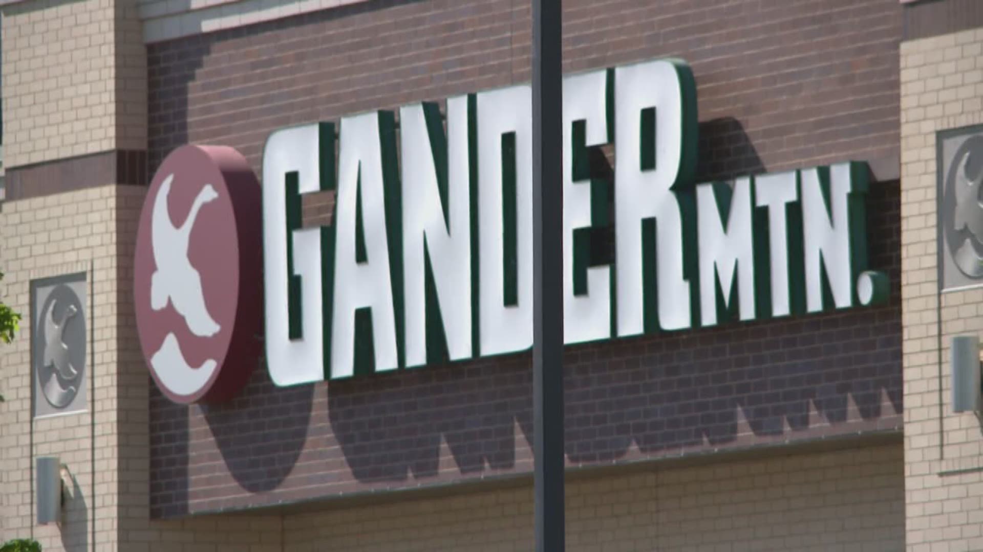 Confusion over whether the outdoor retailer Gander Mountain is going out of business.