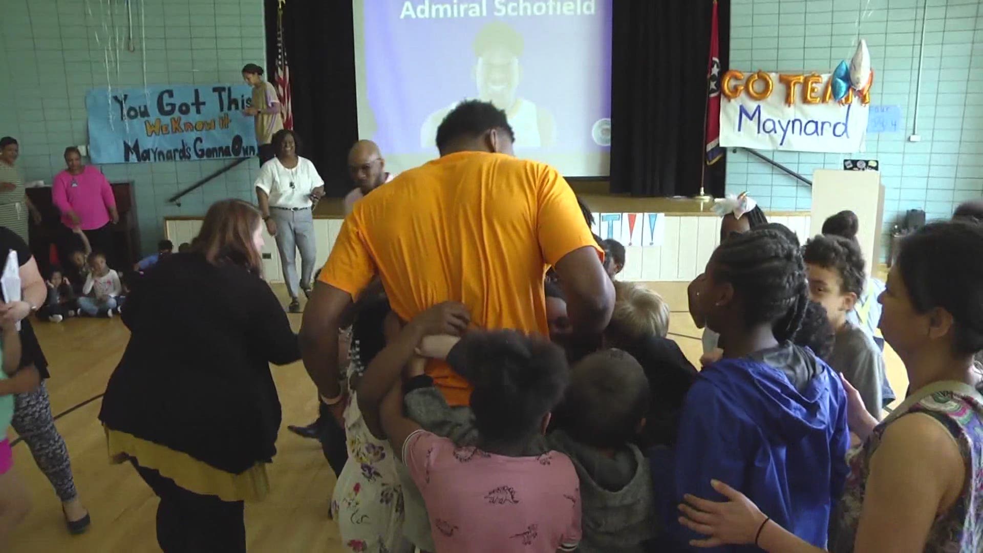 Every kid at Horace Maynard Elementary was riveted by the UT basketball star when he visited the school on Thursday.