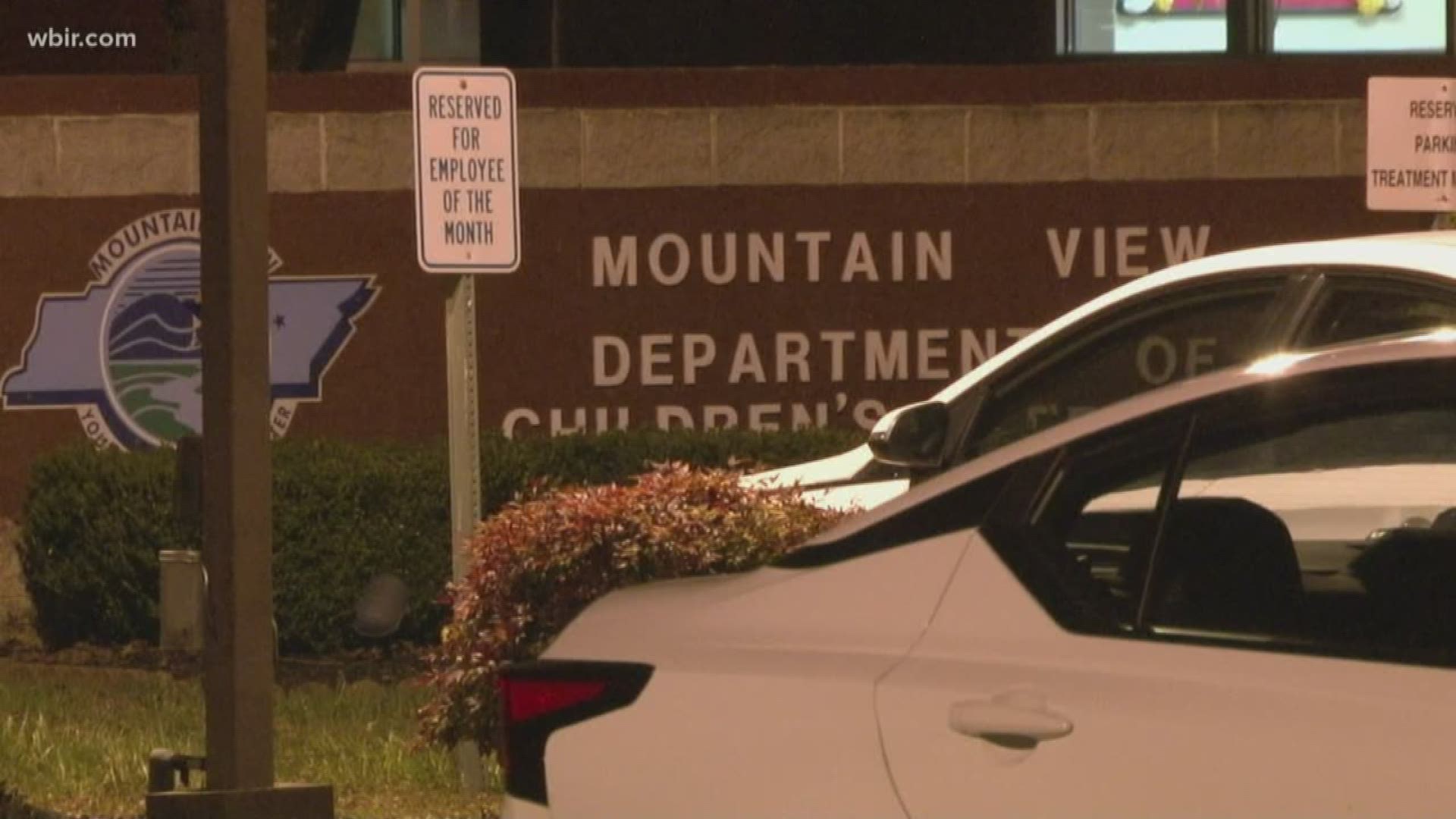 he Jefferson County Sheriff's Office says they captured two juvenile inmates  who escaped from Mountain View Youth Development Center in Dandridge Thursday.