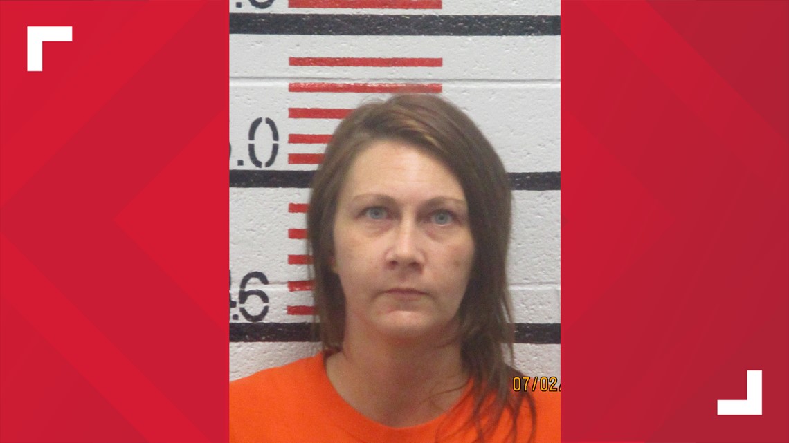 Oneida woman charged with seven counts of aggravated statutory rape