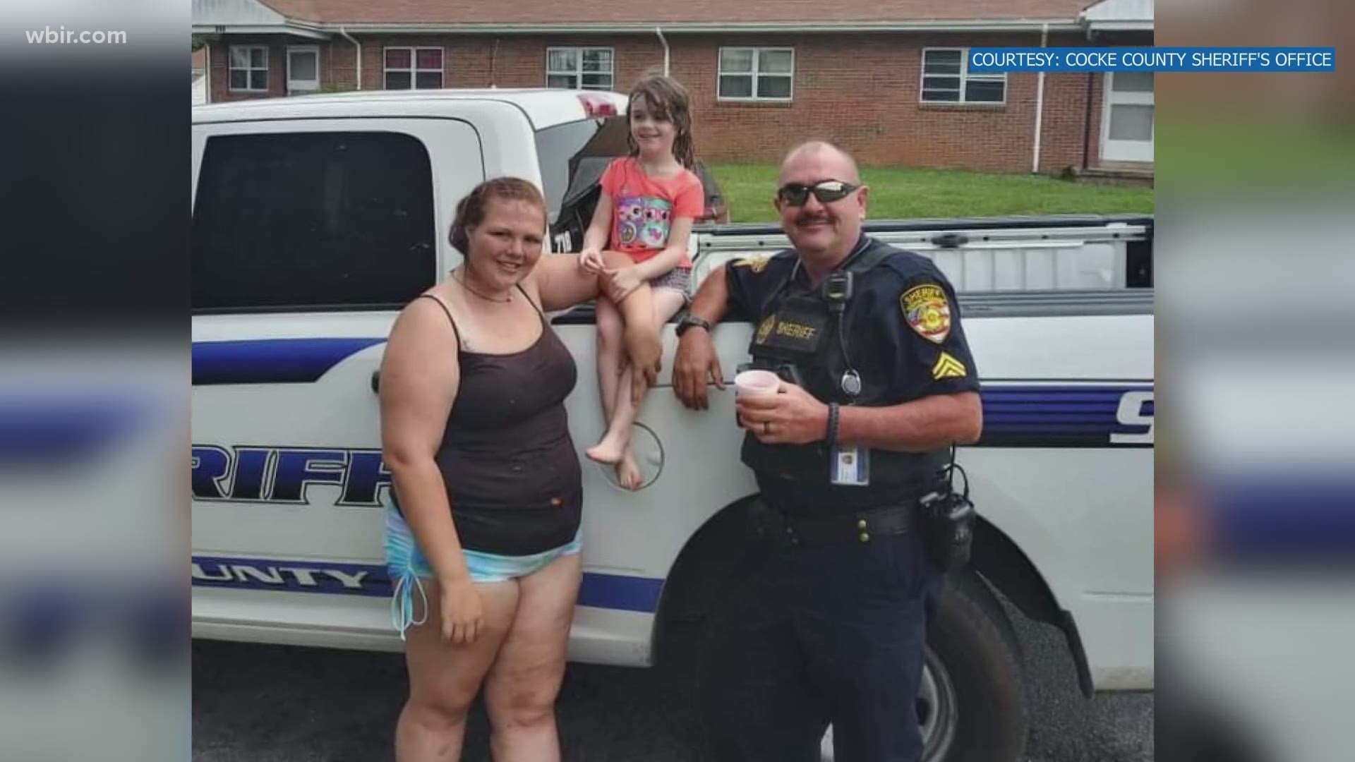 A Cocke County girl wanted an officer to stop by her lemonade stand for a drink. So, the sheriff's office obliged.