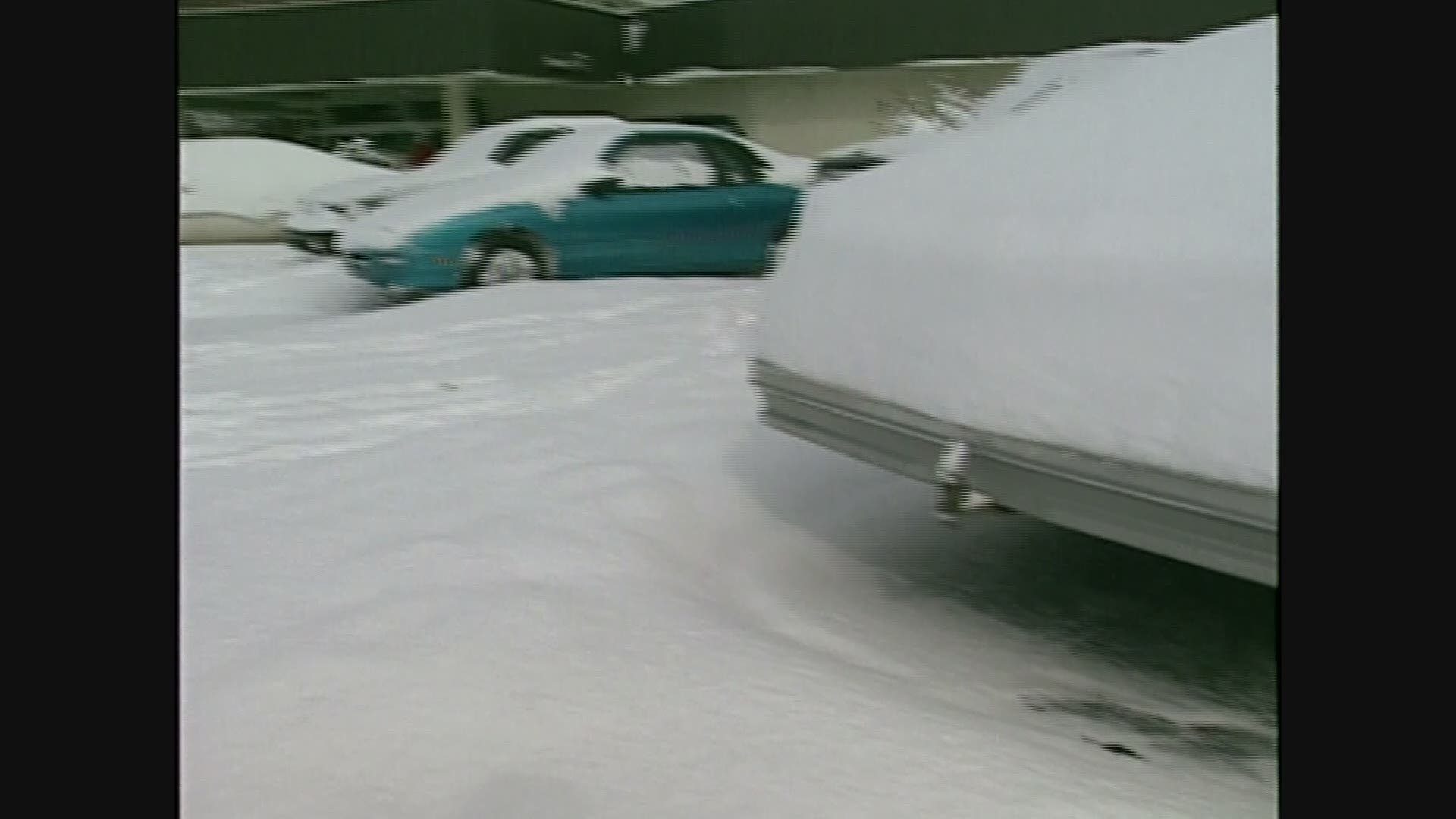 This is archive footage of the Blizzard of 1993 where hundreds of thousands of people were stuck in hotels overnight across East Tennessee.  This story is from March 14, 1993.