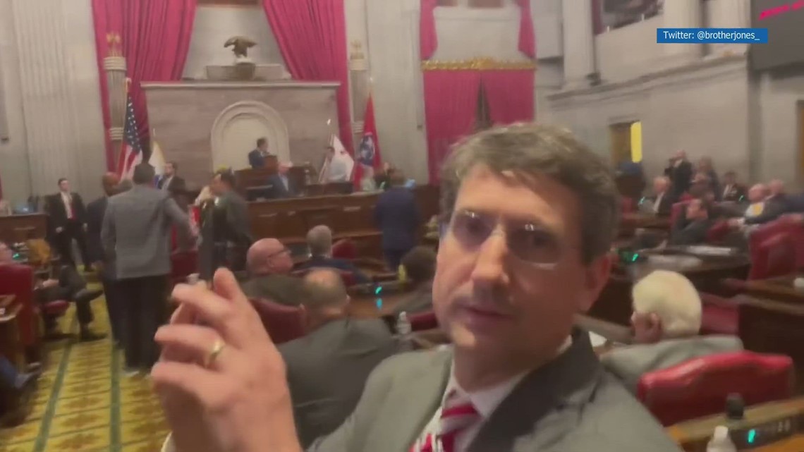 Representative Justin Jones files police report for simple assault against Knoxville Rep Justin Lafferty