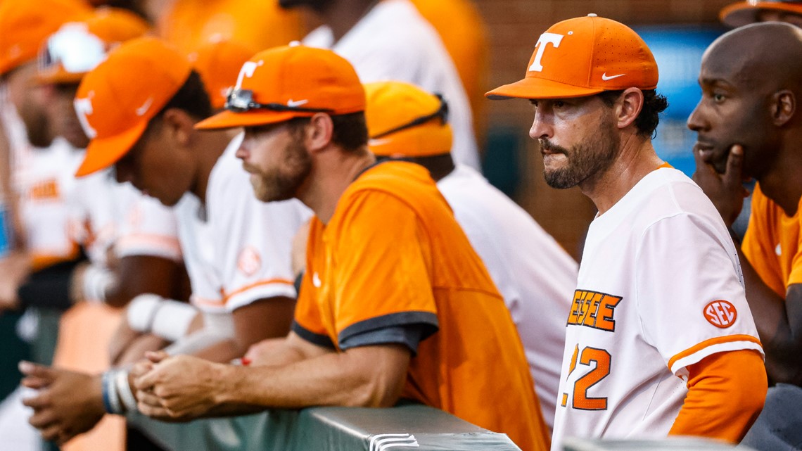 Kentucky takes down No. 1 Tennessee baseball, handing Vols first SEC series  loss of 2022