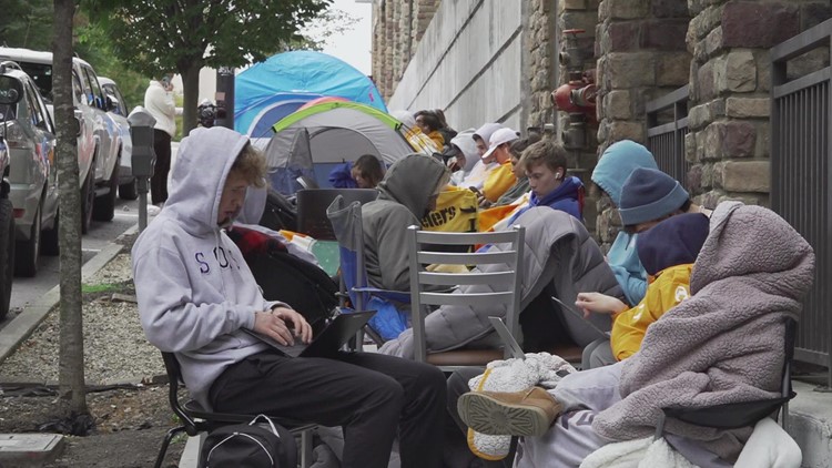 UT students continue camping outside for apartments as Knoxville's occupancy rate climbs above 98%