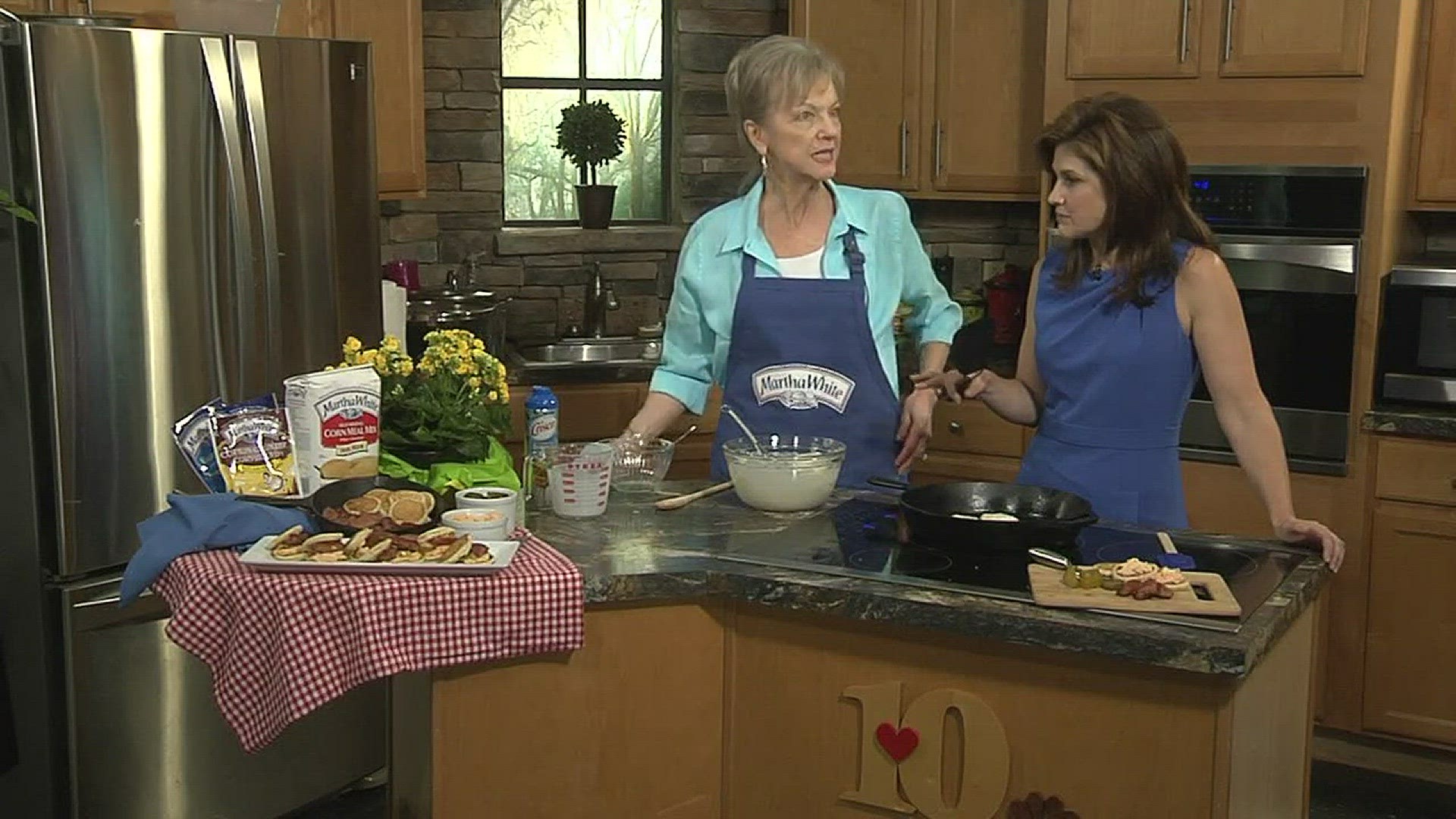 Linda Carman with Martha White joins Beth to give us a taste of her winning cornbread recipe ahead of this weekend's Cornbread Fest in south Pittsburgh, Tennessee.
