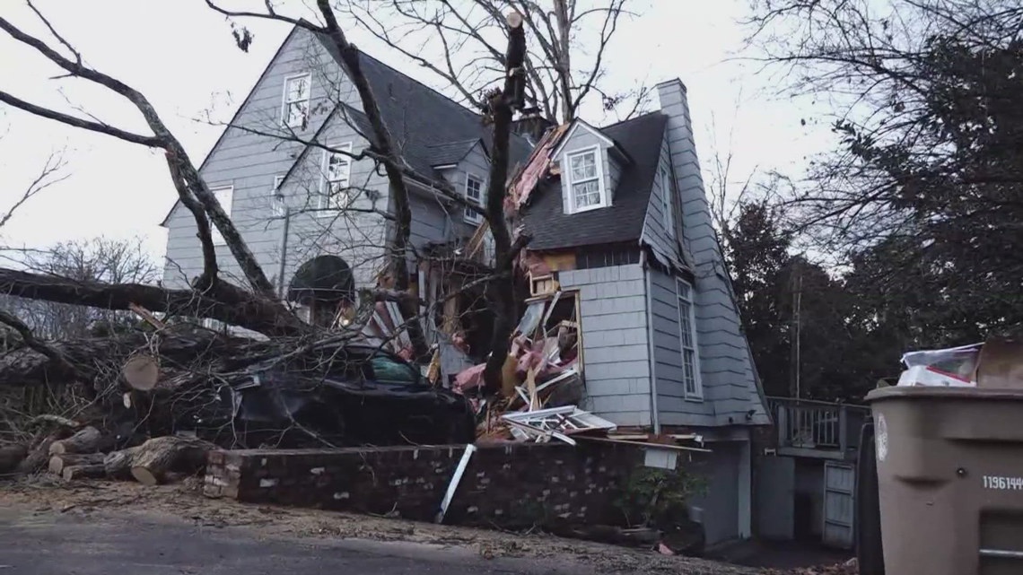 'Don't ever underestimate the weather' | High winds damage homes in East Tennessee