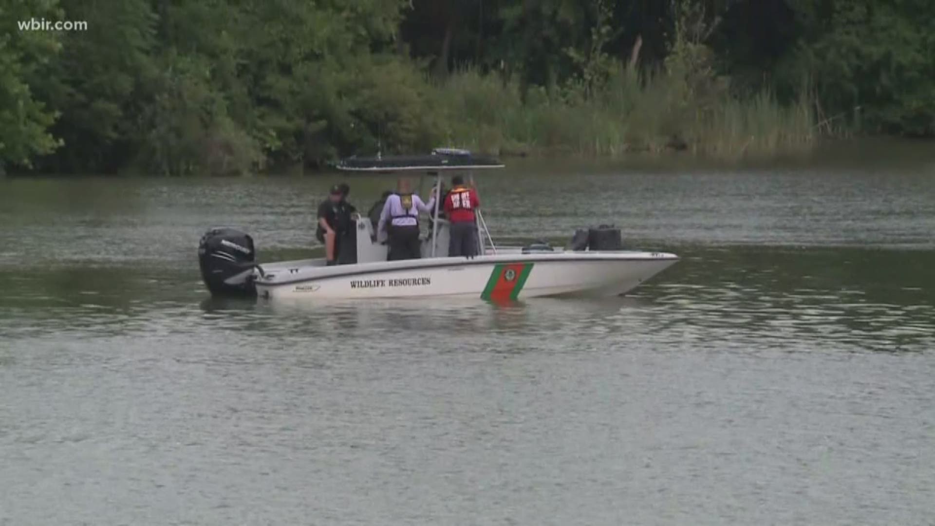 Recovery crews found a small plane that crashed into the Tennessee River near the Downtown Island airport.