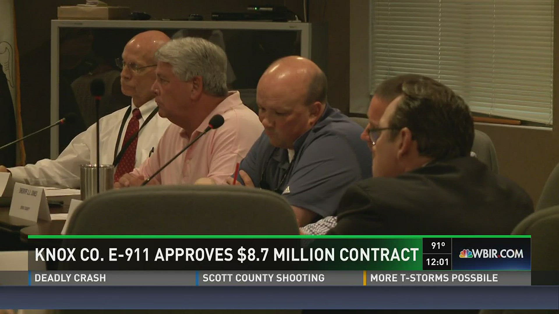 The Knox County E-911 Board of Directors voted Tuesday to unanimously approve an $8.7 million contract with Motorola Solutions for a new radio system.