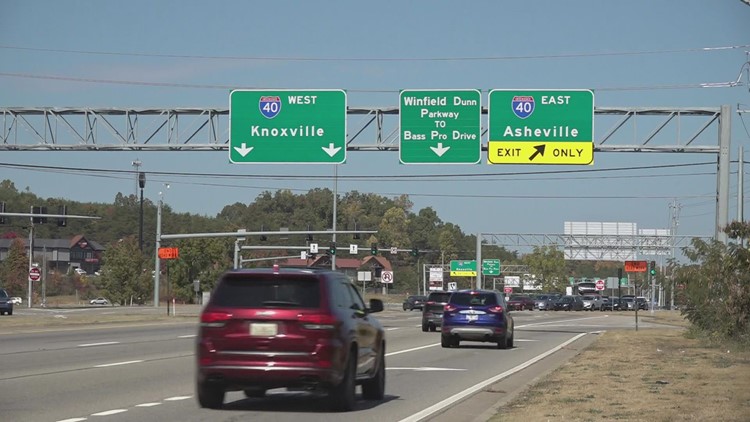 Sevierville PD warns of road work near exit 407 on I-40 this week