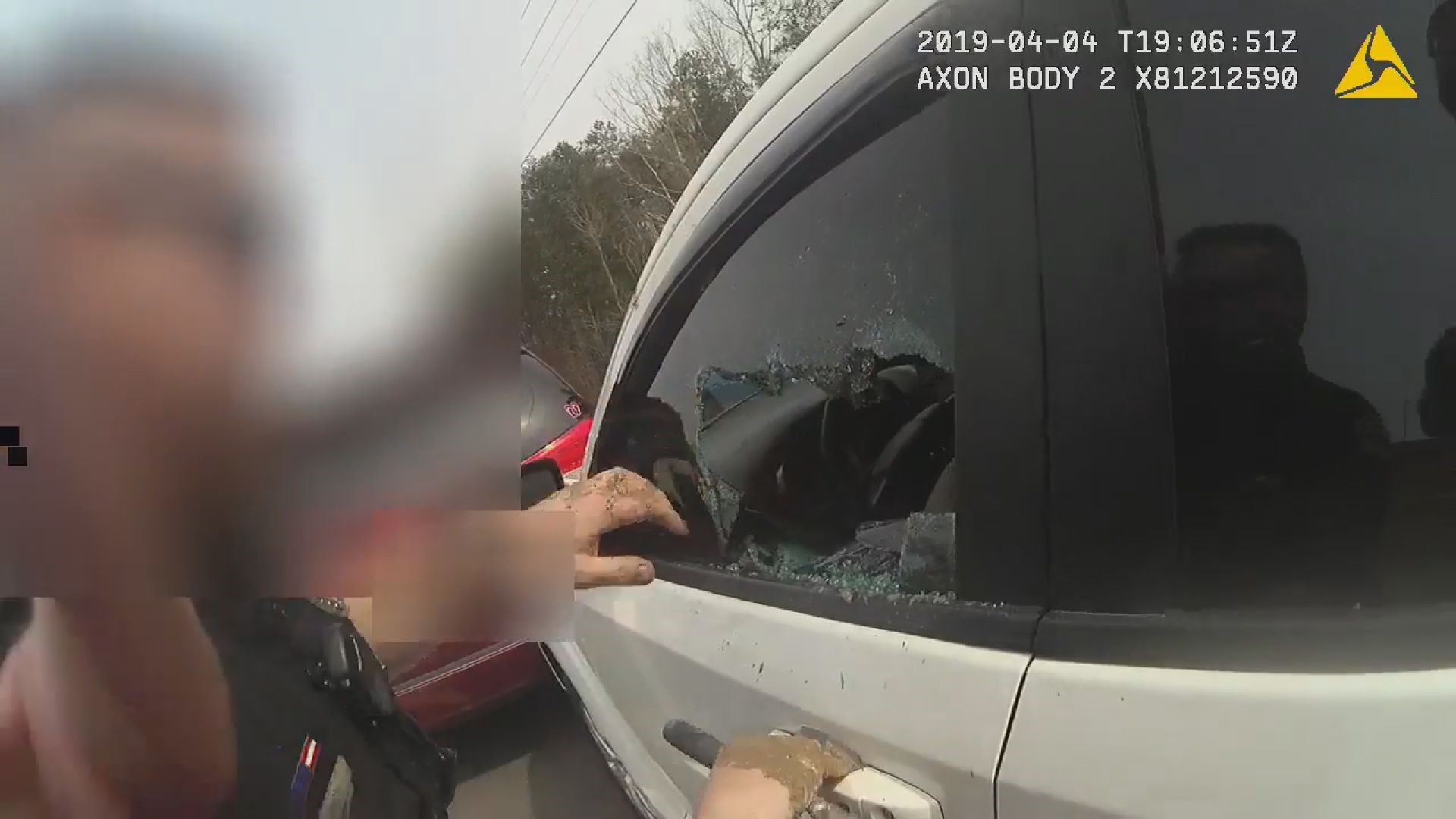 This body camera video from a Knox Co. deputy shows his response to a woman found unconscious from an opioid overdose in the pickup line at Carter Elem. School.