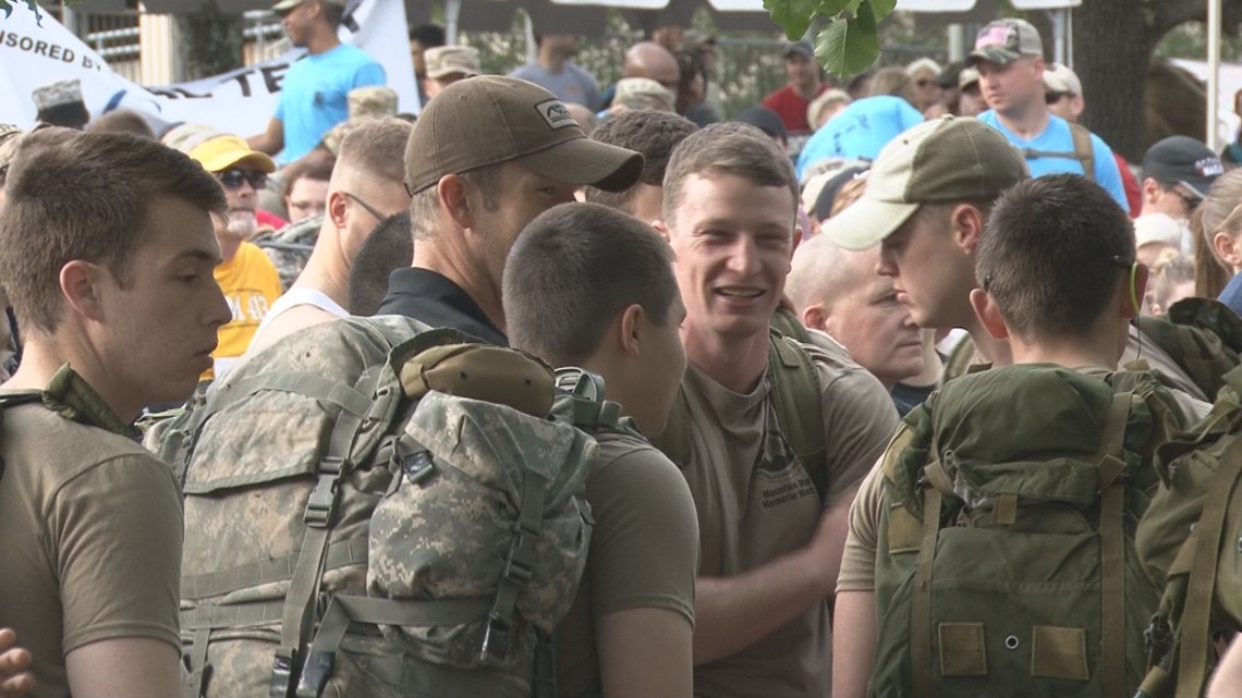 Hundreds march in Gatlinburg to remember fallen soldiers