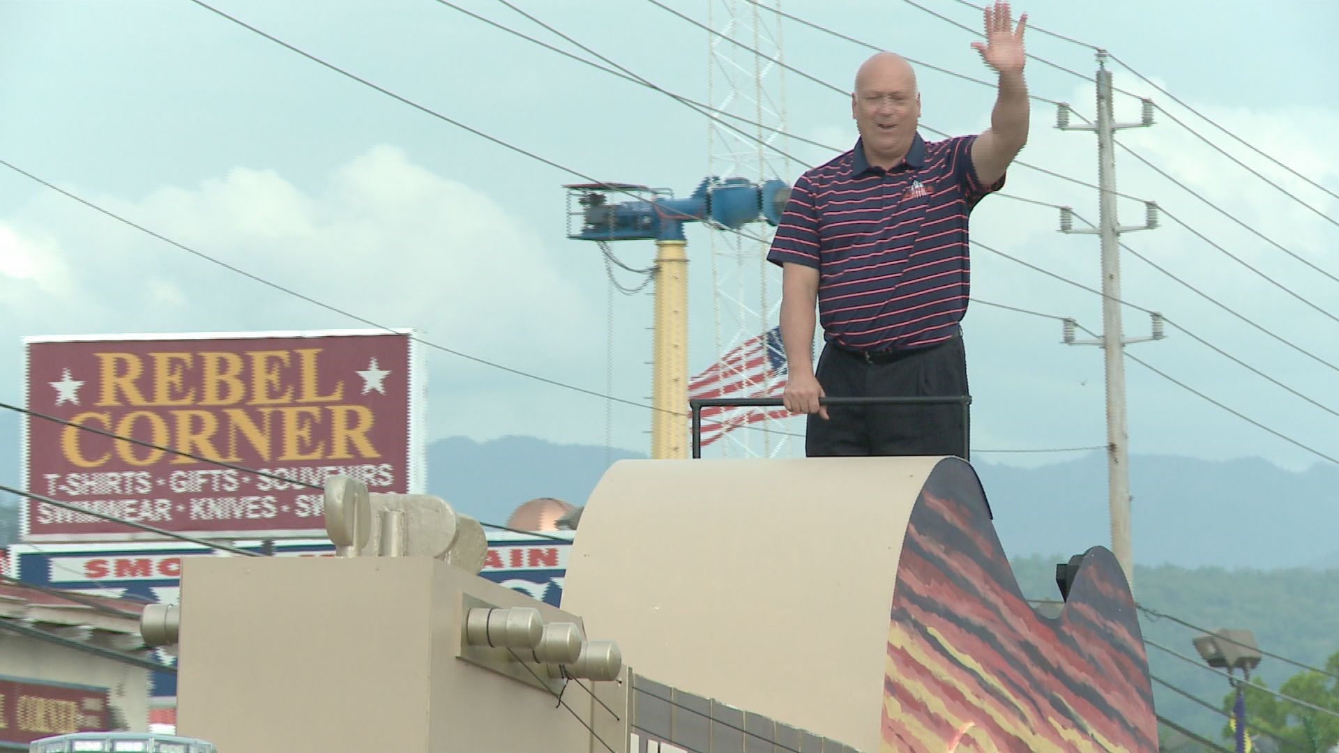 Cal Ripken Jr. heads up Pigeon spring parade