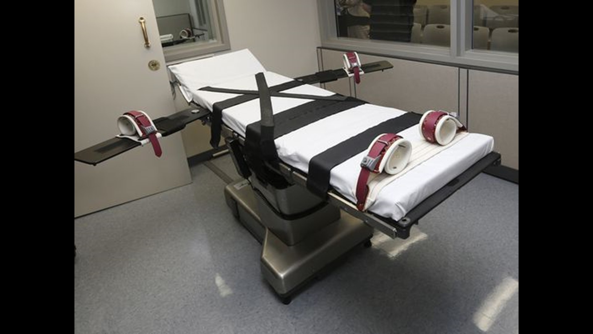 Death Row Inmates Sue, Calling State's Lethal Injection Drugs Torture ...