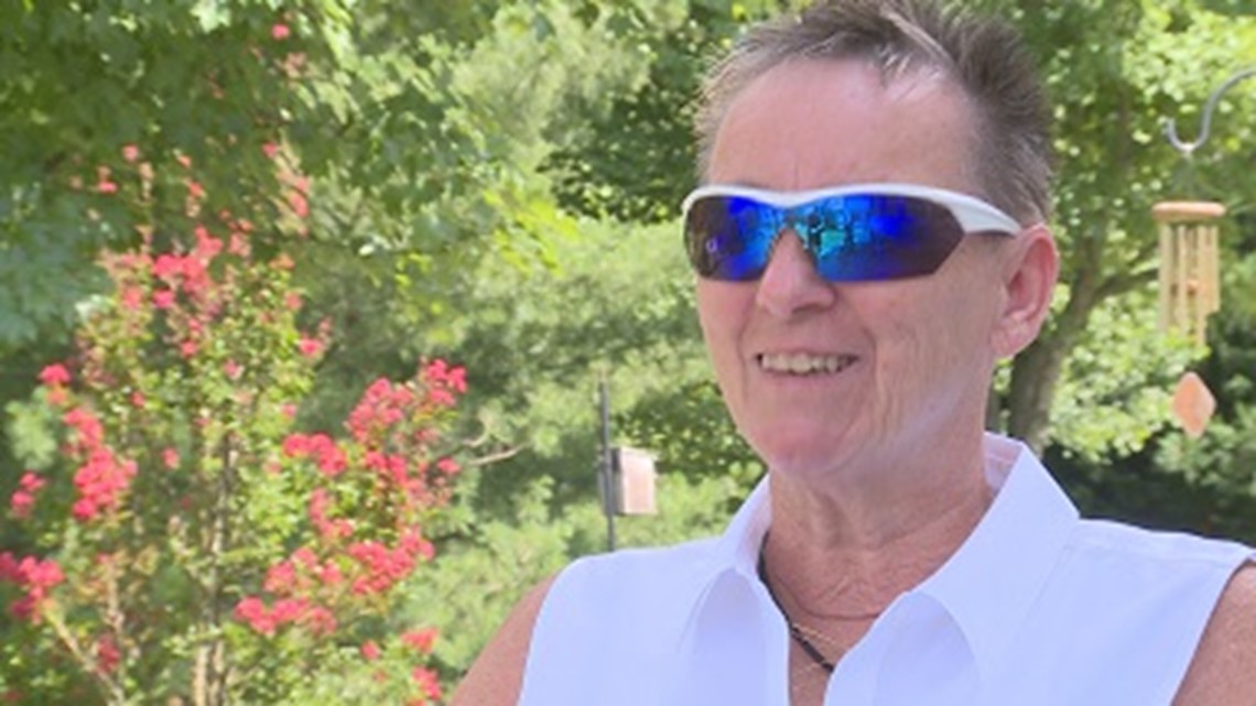 legally-blind-knoxville-woman-renews-license-three-times-wbir