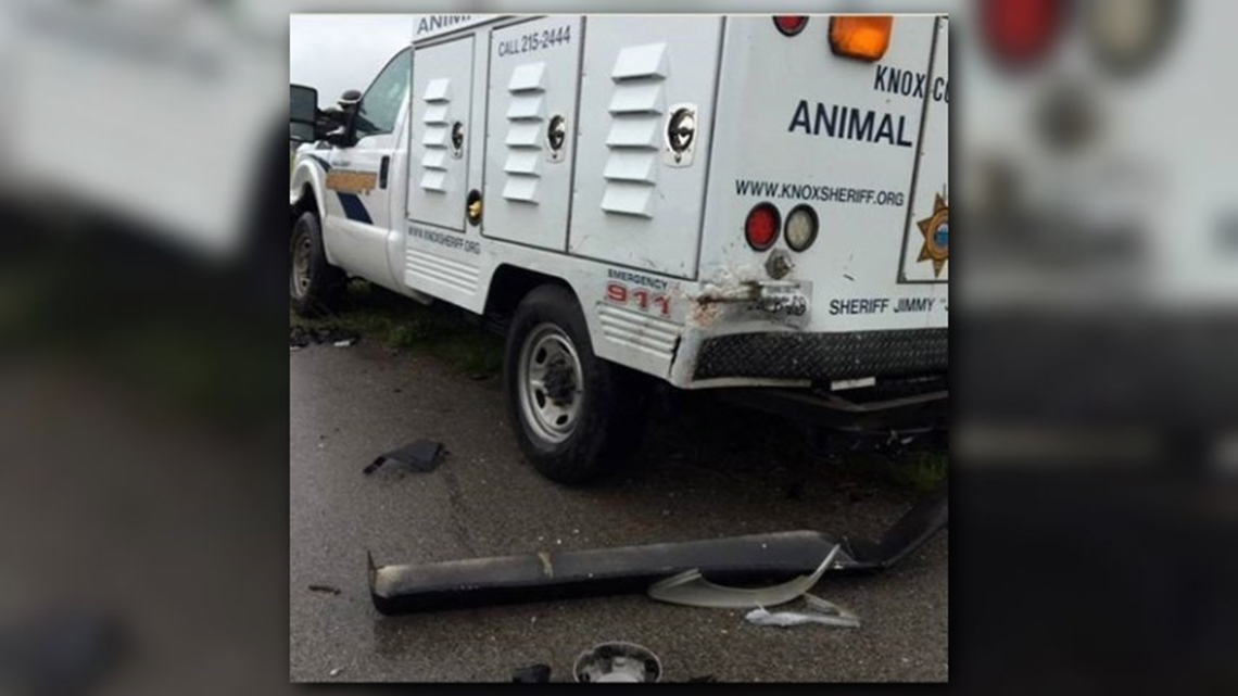 KCSO: 2 animal control officers injured after crash while helping KPD ...