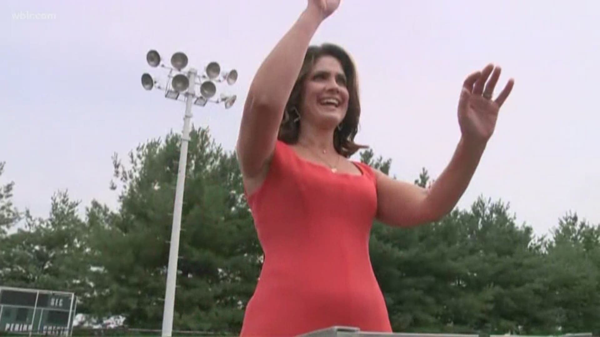 University of Tennessee graduate Beth Haynes is surprised to learn that she gets to direct the University of Tennessee Pride of the Southland Band live on the air during one of their practices. She thought Todd was going to do the honors.
Aug. 22, 2018-4p