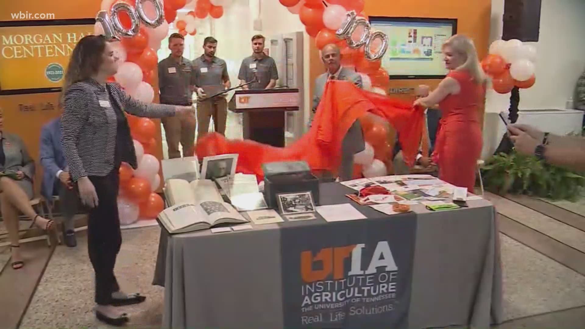 UT Institute of Agriculture opens time-capsule from over a century ago.