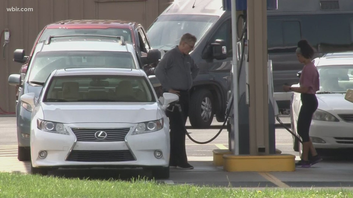 Tennessee gas prices up slightly but still below national average