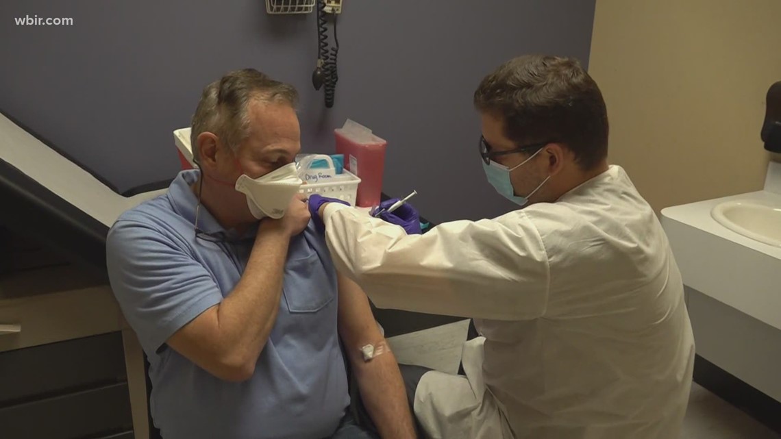 More than 70K calls overwhelmed Knox Co. COVID-19 hotline when vaccination appointments were available - Vimarsana News