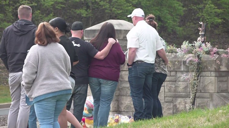 Nashville community grieves after school shooting