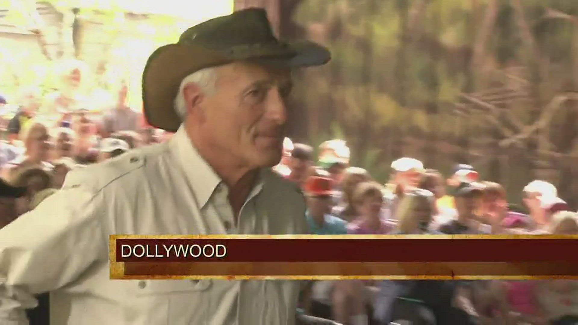 Animal lover and celebrity Jack Hanna was at Dollywood on Tuesday