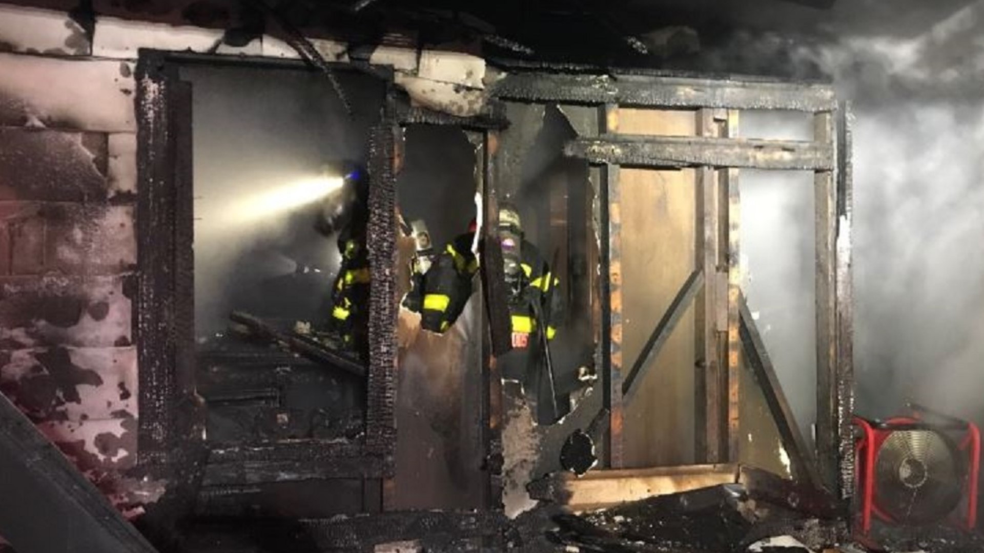 2 women displaced from home, 1 of the women injured during house fire ...