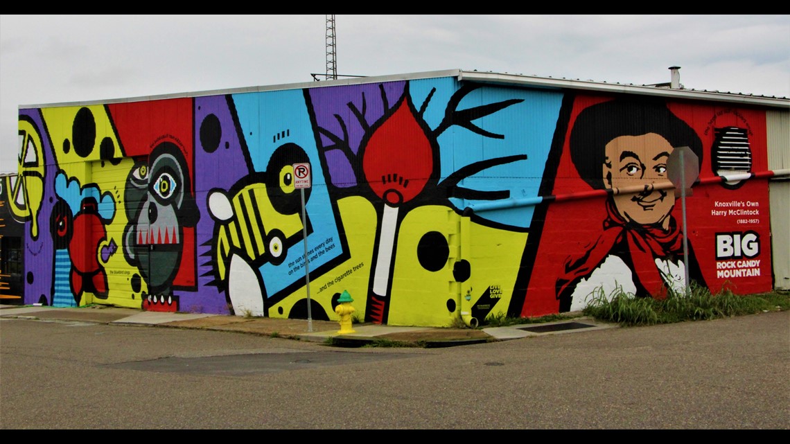 Downtown Dolly! Strong Alley mural brings Dolly Parton's likeness to Market Square area