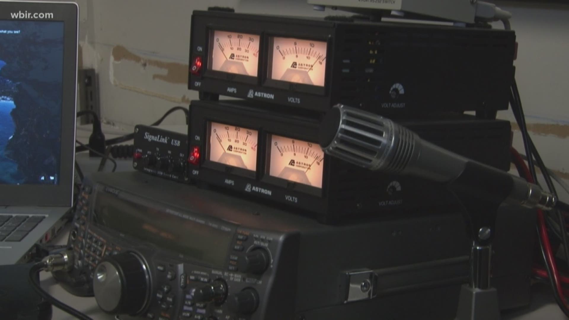 When 8,000 runners hit the course this Sunday for the Covenant Health Knoxville Marathon, dozens of amateur radio operators will be lining the route.