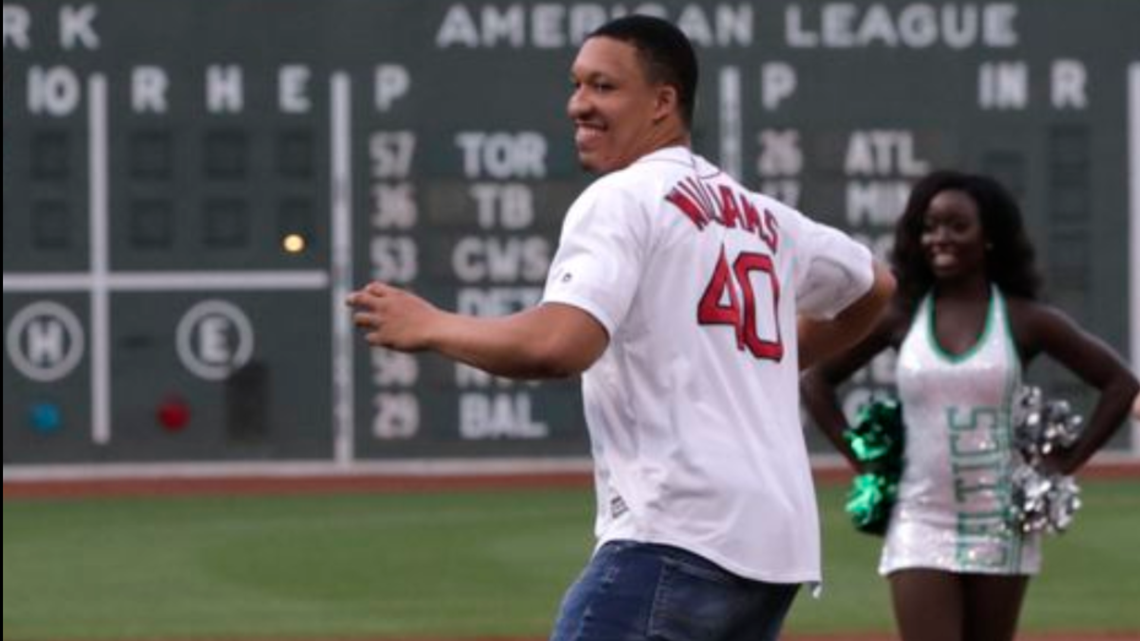 Celtics rookies Grant Williams, Carsen Edwards throw out the first pitch at  Red Sox game - The Boston Globe