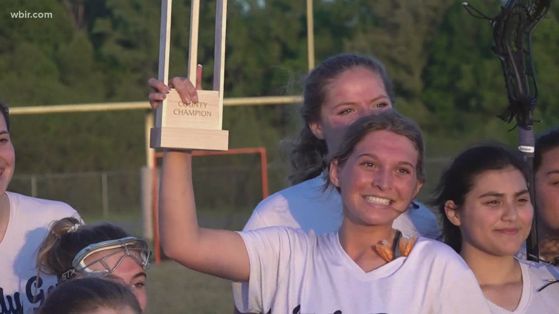 Two Blount County girls lacrosse programs worked together to fight hunger in their communities. They started a food drive that culminated with their game on Tuesday.