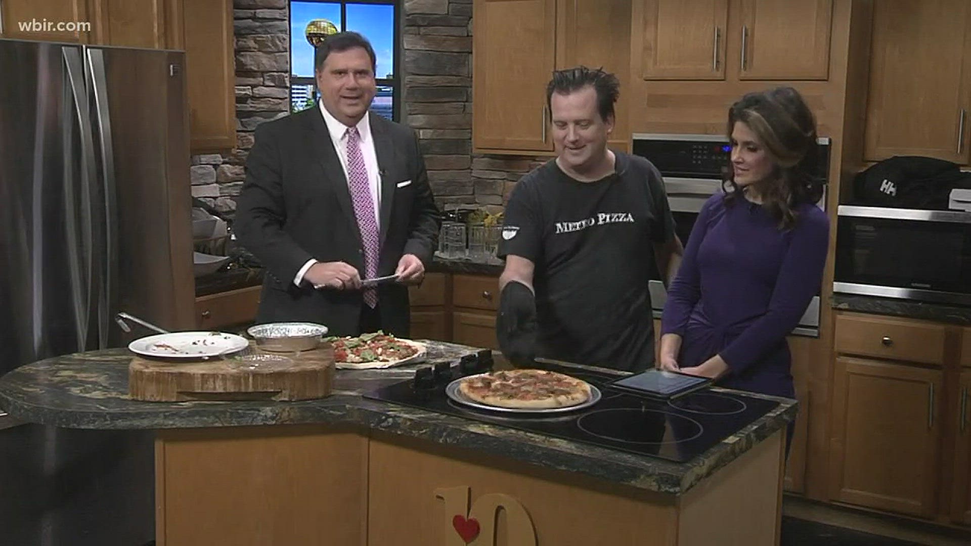 Jay with Metro Pizza (Alcoa) shares a great pizza recipe to make this weekend. For more information about Metro Pizza visit , mmmetropizza.com                                                                                    January 18, 2018-4pm