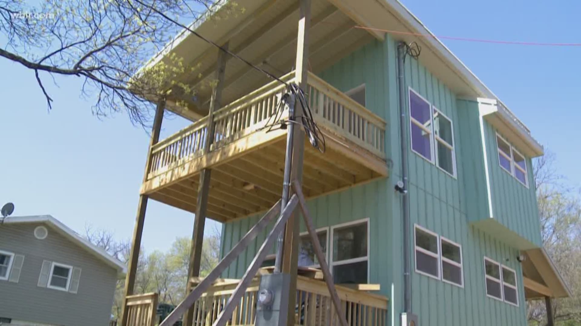 April 12, 2018: Developers are building 11 "urban cottages" in a Knoxville neighborhood, part of a growing trend of downsizing and tiny home living.