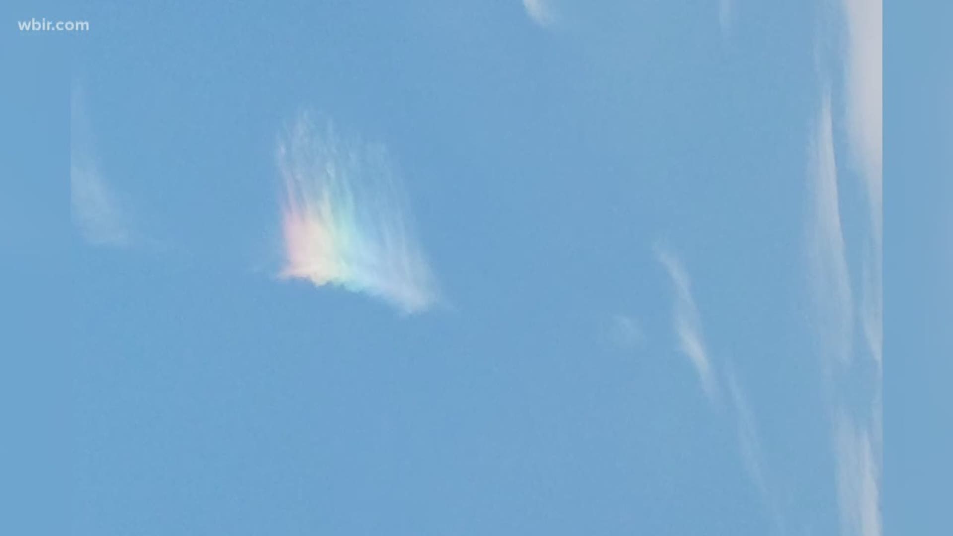 Meteorologist Todd Howell explains why clouds sometimes have a rainbow tint. July 9, 2018.