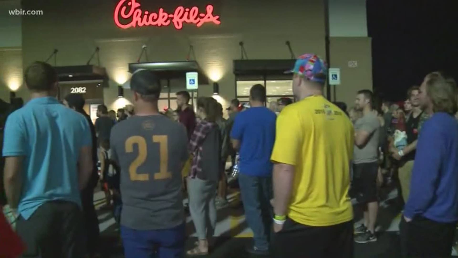 Dozens of people were standing outside the new Knoxville Chick-fil-A hoping to win free food Thursday morning. Meteorologist Rebecca Sweet was live there to take a look.