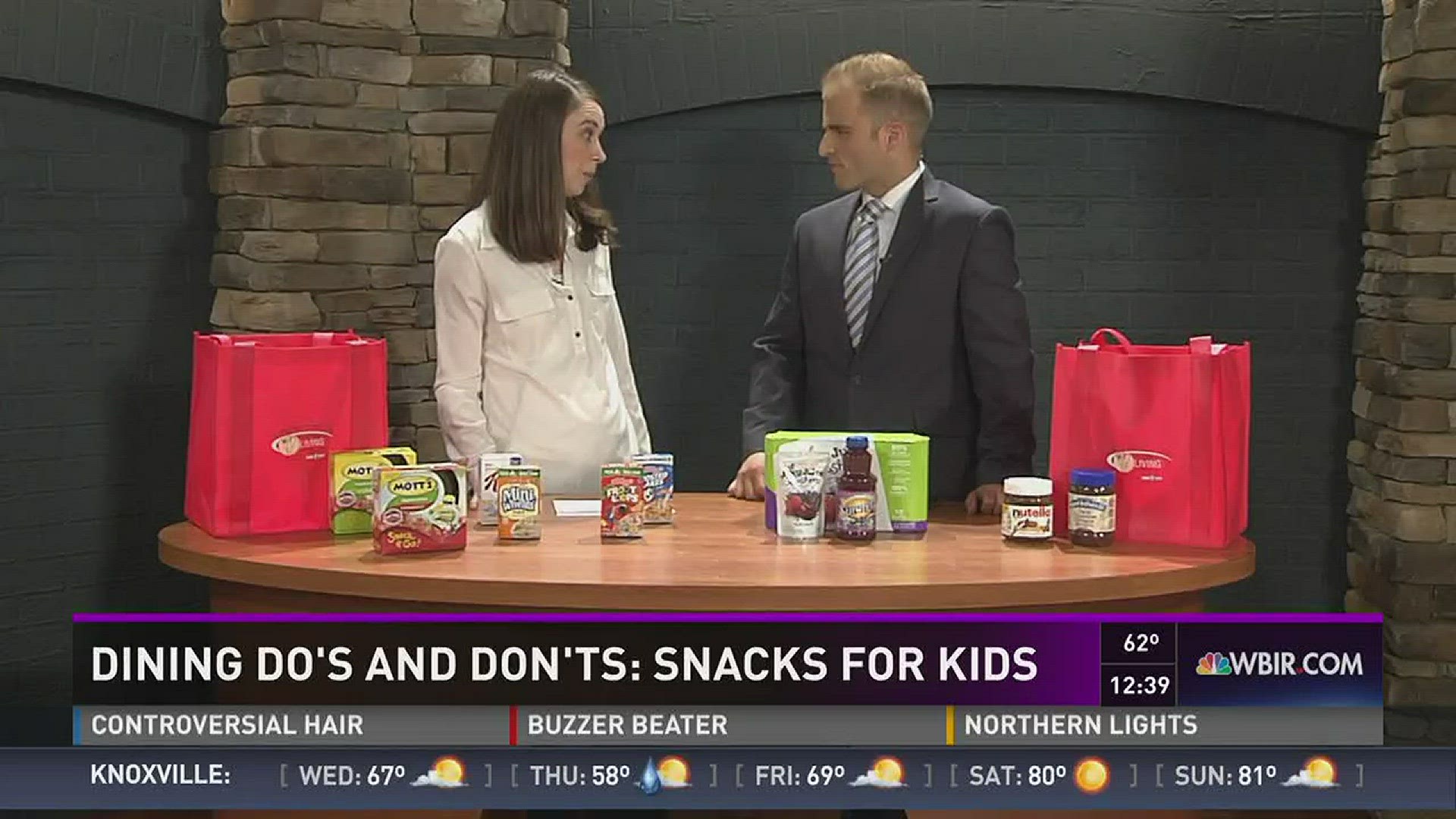 Dietitian Janet Siebert with UT Medical Center's Healthy Living Kitchen shows us how to choose healthy snacks for kids.