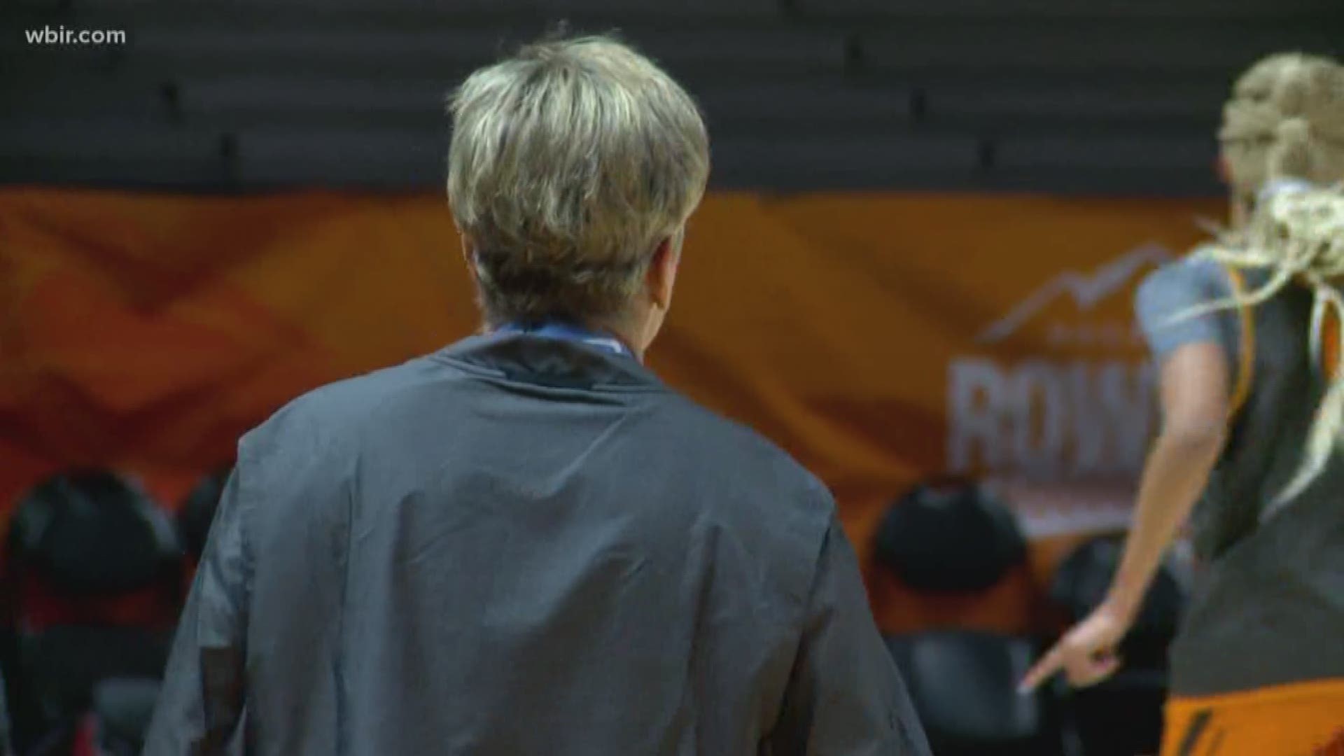 Holly Warlick addresses criticism as the Lady Vols travel to Tuscaloosa.