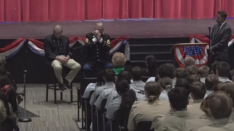 'The real Forrest Gump' plays harmonica during Medal of Honor school visit