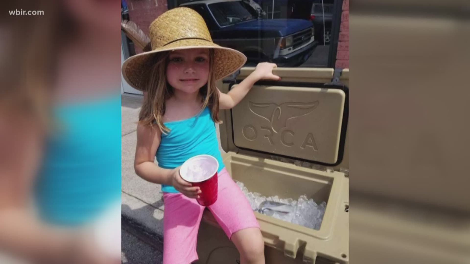 A five-year-old girl from Loudon raised more than three-hundred dollars for the East Tennessee Children's Hospital