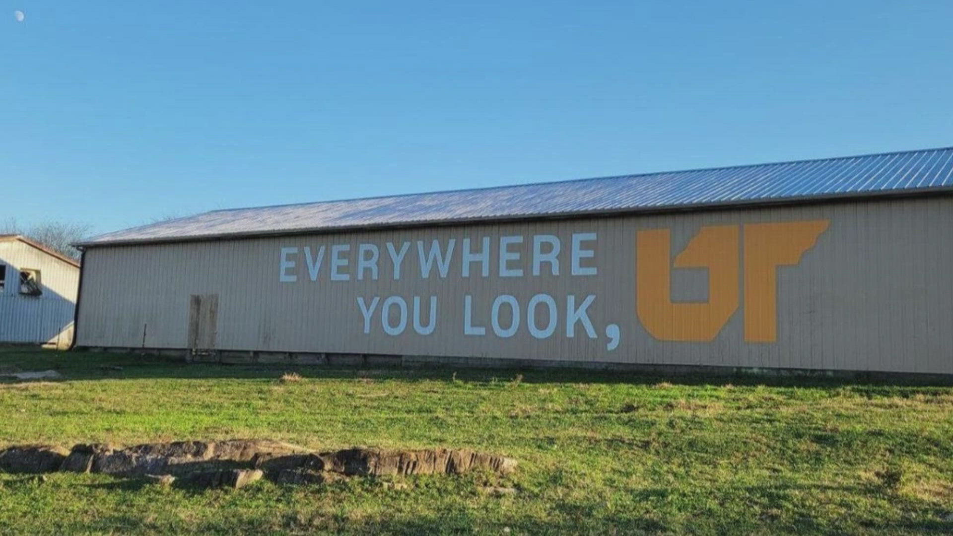 The University of Tennessee has a goal to paint a mural in each of the state's 95 counties.