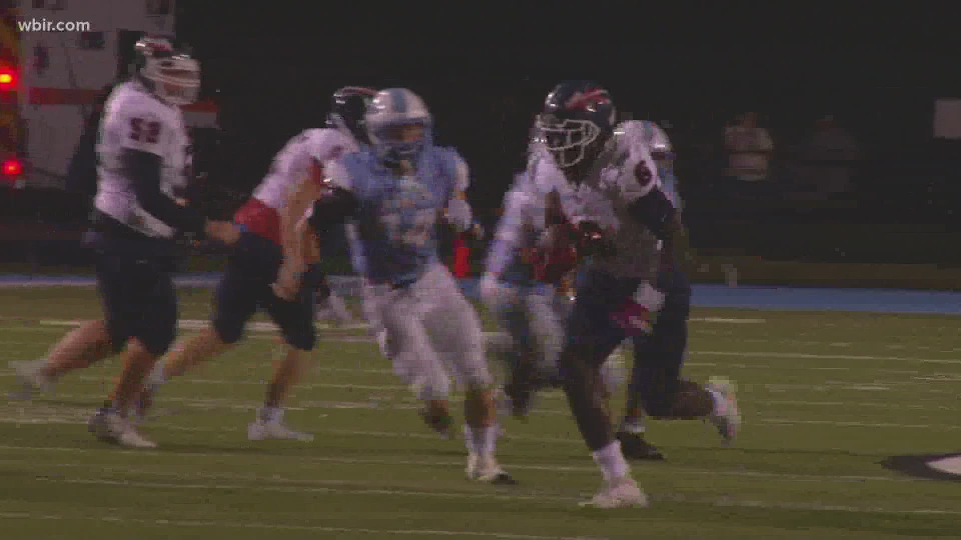 South-Doyle bounces back with a win against Gibbs, 37-17.