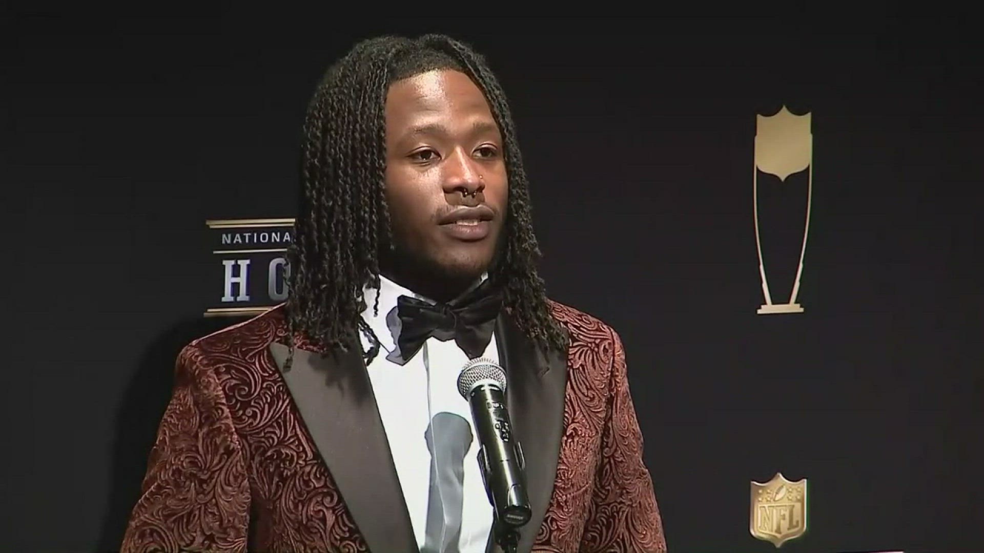 Former Vol Alvin Kamara was named NFL Offensive Rookie of the Year on Saturday and commented on his lack of touches at Tennessee.