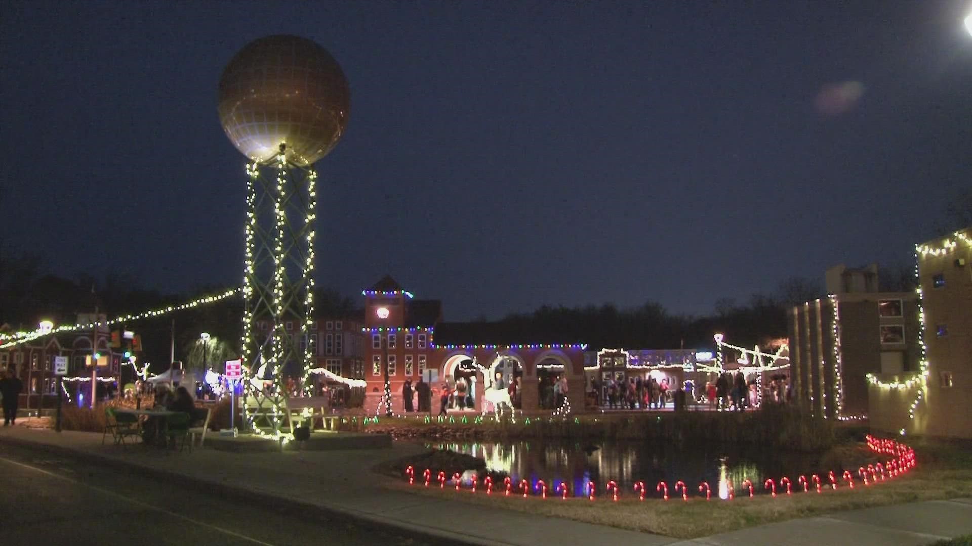 It opens up next Tuesday and stays open for several days through December 15.