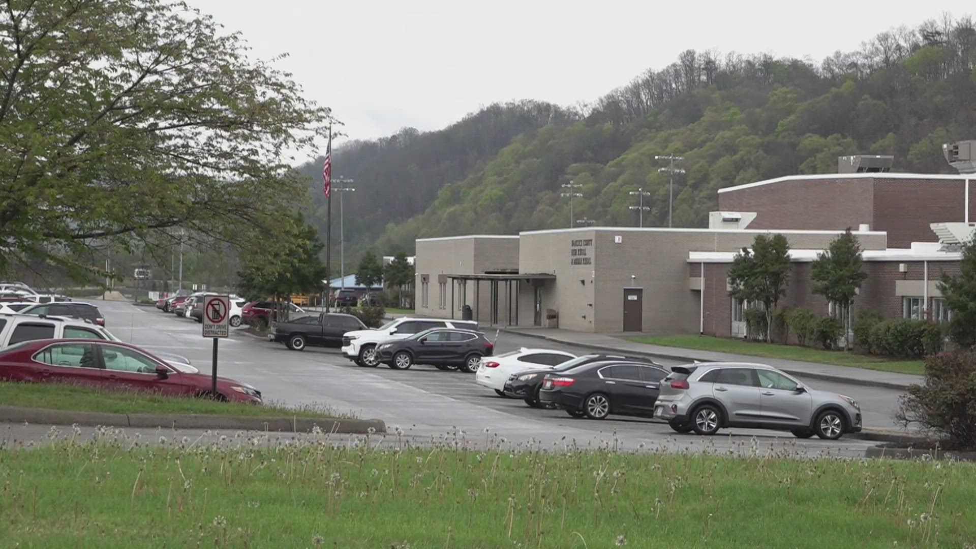Parents voice frustration over bedbug issues in Hancock County