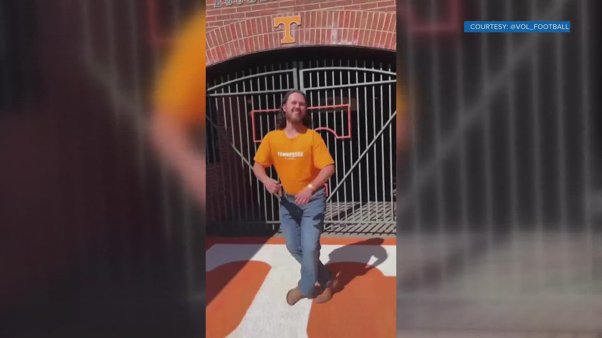 Zeb Ross, who went viral last month for his clog routine to Rocky Top, got the chance to strut his stuff on one of the biggest nights in country music.