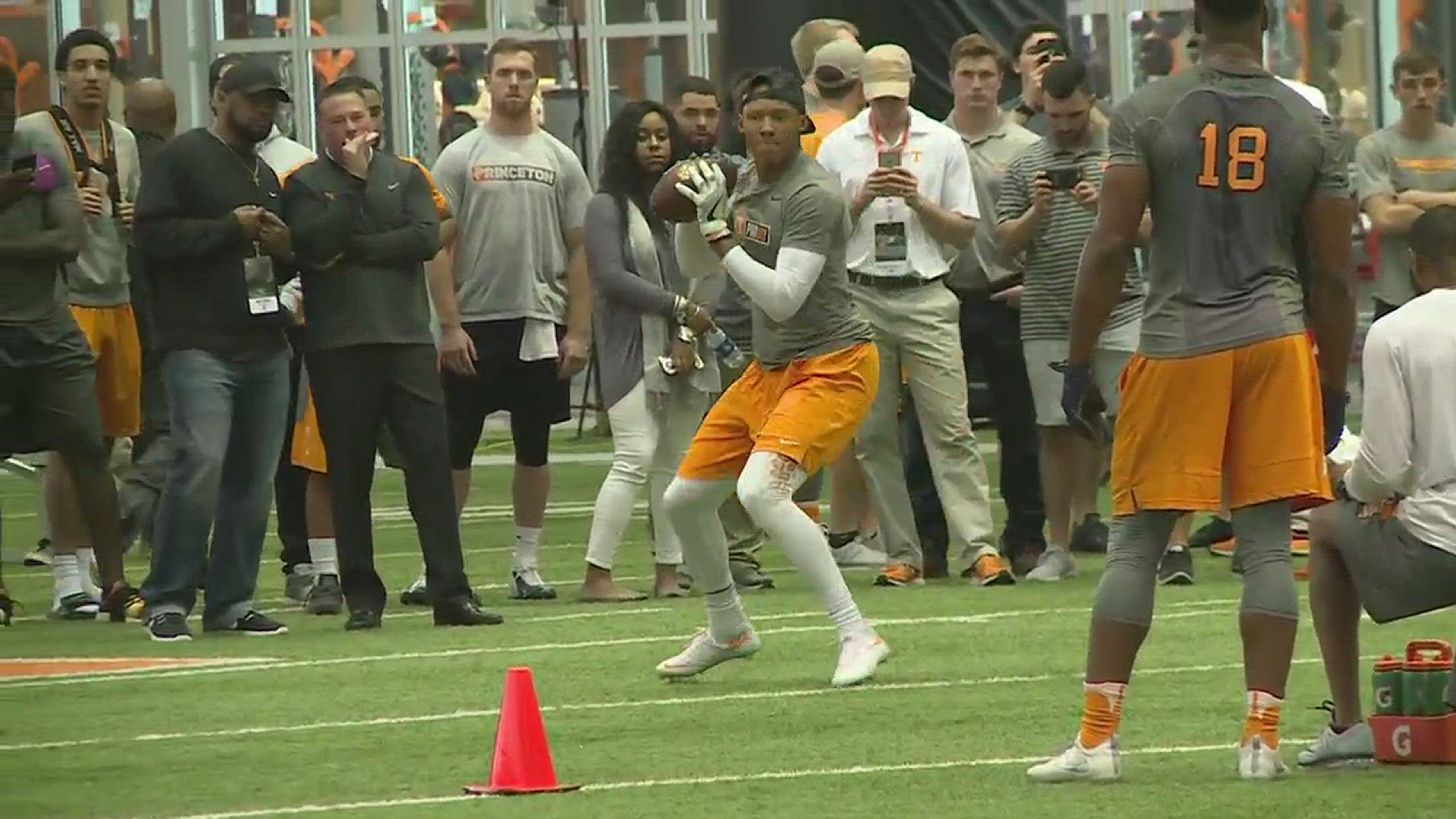 Former Vols showcase talents to NFL scouts at annual Pro Day workout, Football