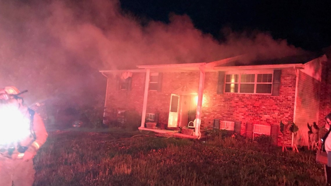 VERIFY Do new homes burn faster than old ones?