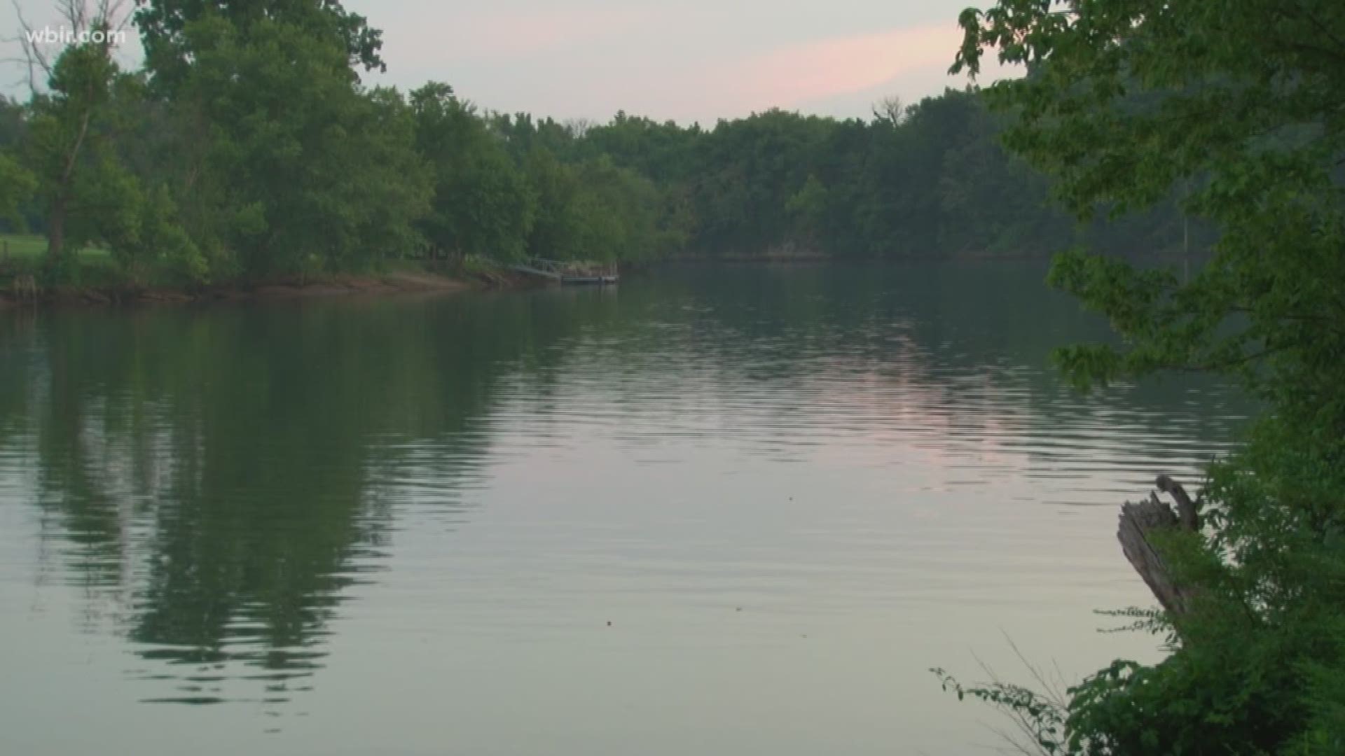 Both the boaters suffered injuries to their head and face, and one had a broken finger according to the TWRA.